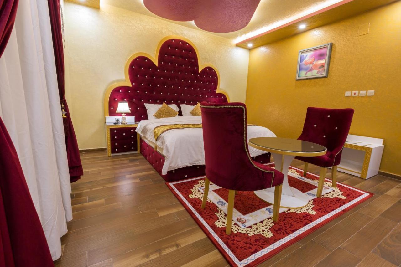 Luxury Hotel Apartments Табук Екстериор снимка