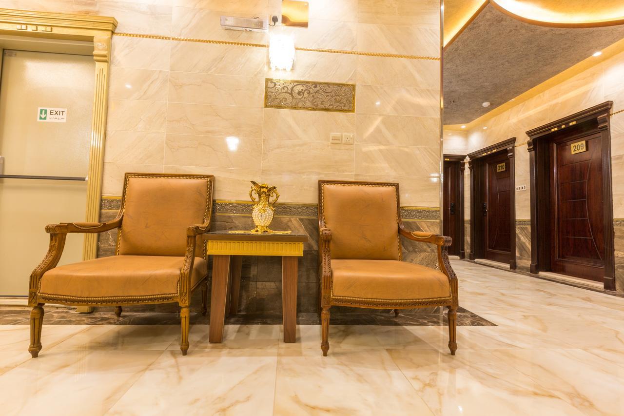 Luxury Hotel Apartments Табук Екстериор снимка