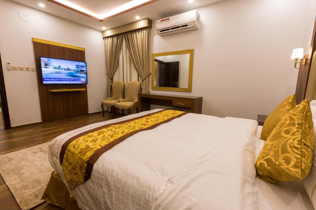 Luxury Hotel Apartments Табук Екстериор снимка
